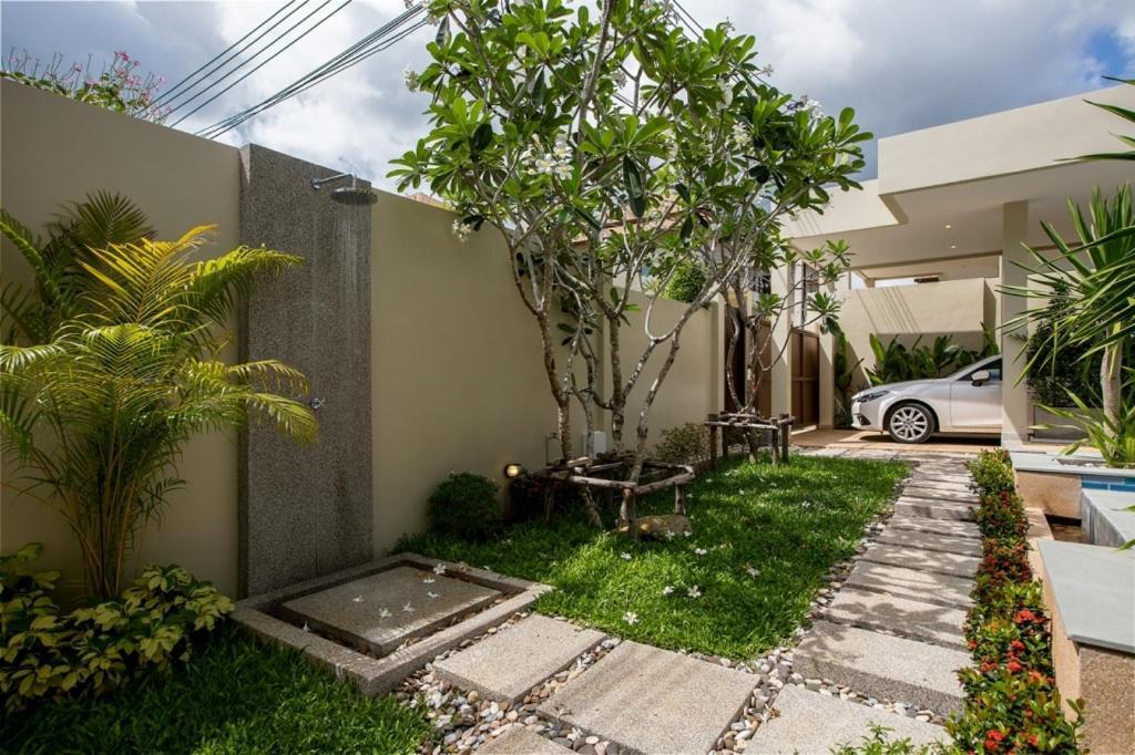 Shanti Villas X Monthstayz Thailand Rawai Exterior photo